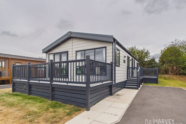 2-bed caravan on Malvern View, Stanford Bishop, Worcester, £160,000