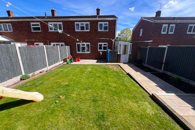 Semi-detached house for sale in Stroud Avenue, Willenhall
