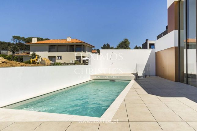 Villa for sale in Canidelo, 4400 Vila Nova De Gaia, Portugal