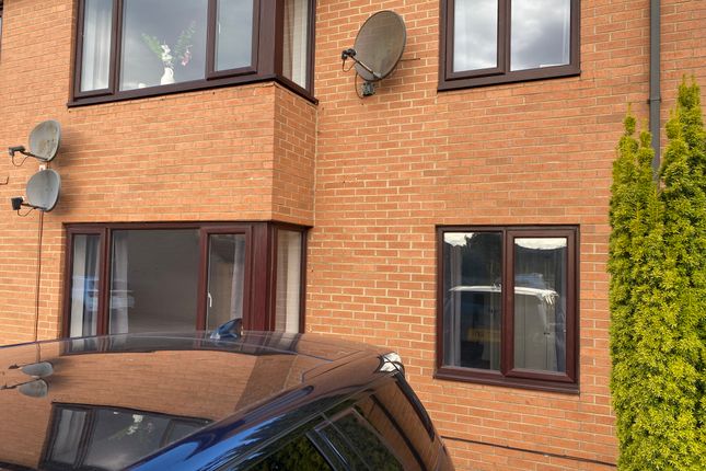 Thumbnail Flat to rent in Farnham Close, Framwellgate Moor, Durham