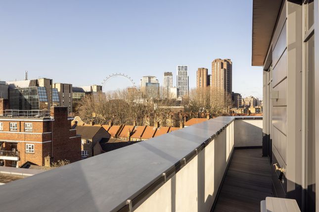 Thumbnail Flat for sale in Valentine Place, London
