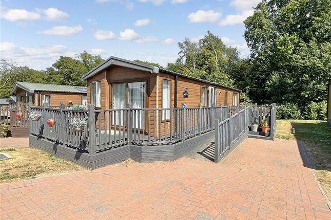 2-bed caravan on Plaxdale Green Road Stansted, Sevenoaks, £145,000