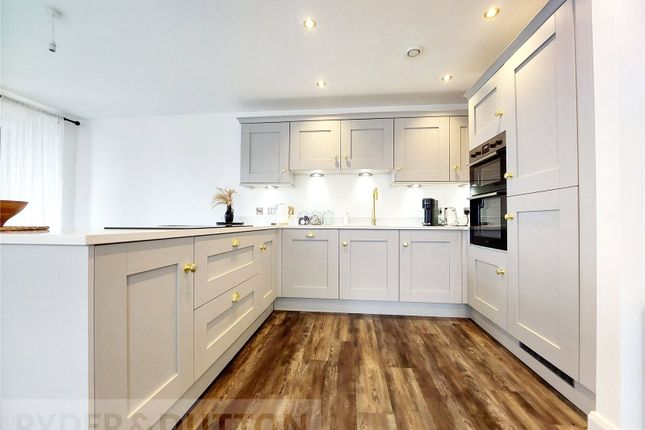 11 Marina View Apartments, 2, Herons Reach, Oldham photo 3