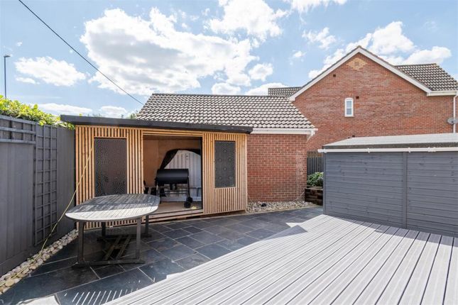 1, Owen Way, Rushden photo 4