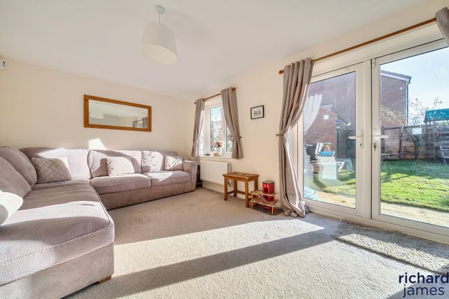 2, Wincombe Road, Swindon photo 2