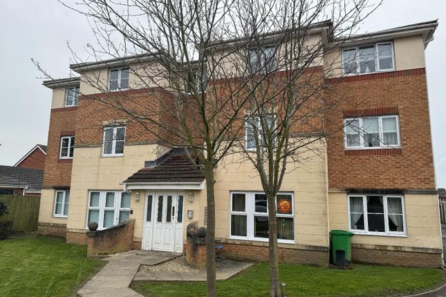 Thumbnail Flat to rent in Lincoln Way, North Wingfield, Chesterfield