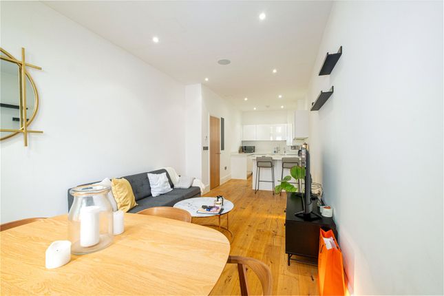 Flat for sale in Parkhurst Road, Holloway, London