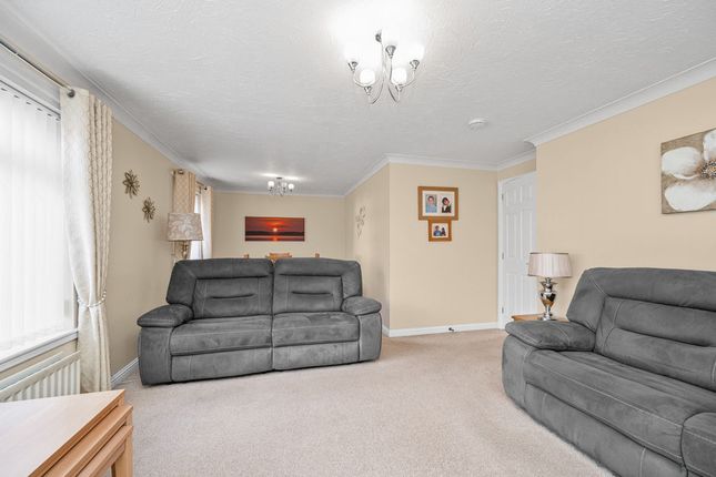 59, Bowhouse Drive, Kirkcaldy photo 4