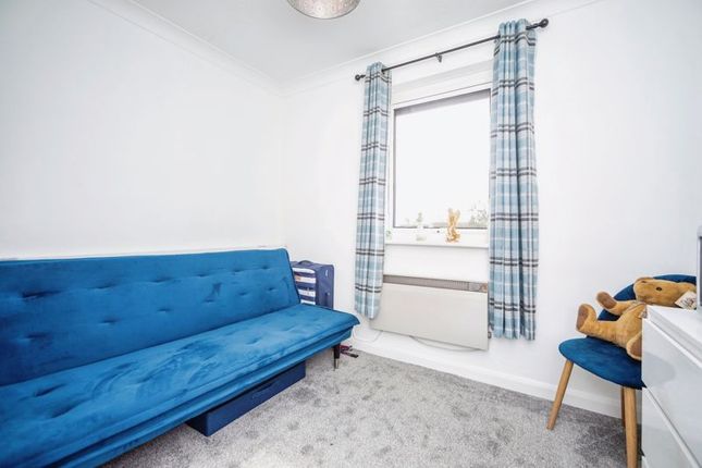 Flat for sale in Flack Gardens, Rochester