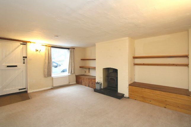'Yenton Cottage', High Street, Kingswood, Wotton-under-Edge photo 2