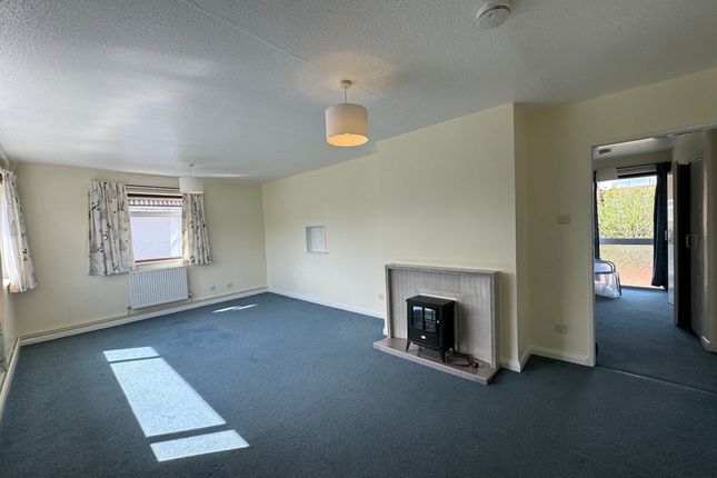 Flat to rent in York Road, Maidenhead, Berkshire