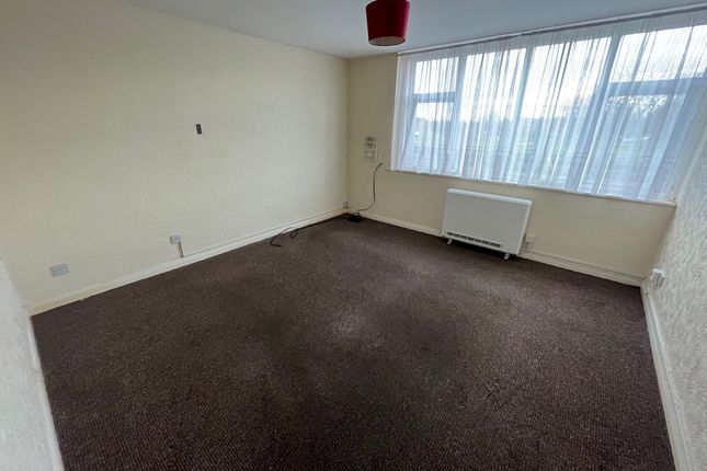 Flat 5, Humber House, Cleethorpes Road, Grimsby photo 2