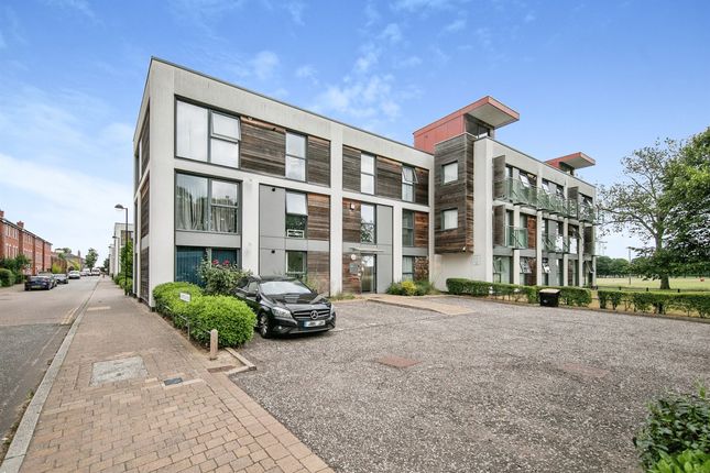 Thumbnail Flat for sale in Cavalry Road, Colchester