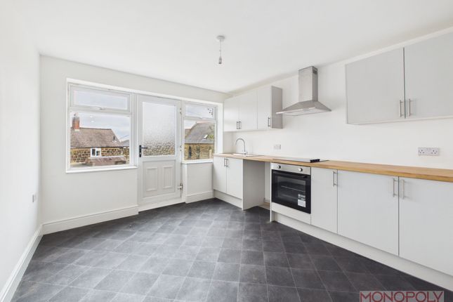 46 Victoria Road, Wrexham photo 2