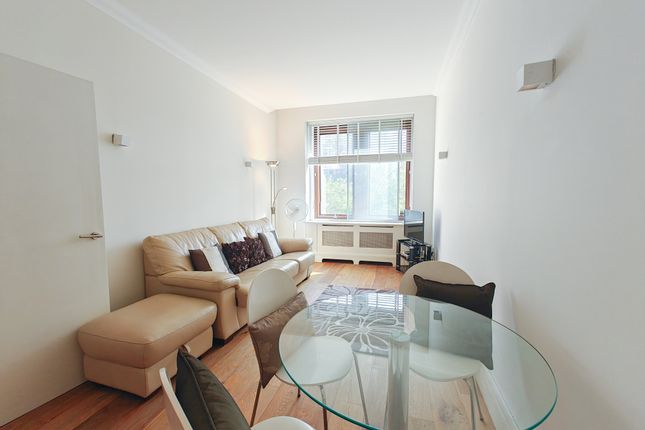 1-bed flat on 248 Whitehouse Apartments,, Whitehouse Apartments, London, £575,000