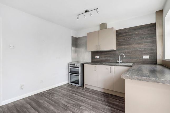 17 Minster Close, Nottingham photo 3