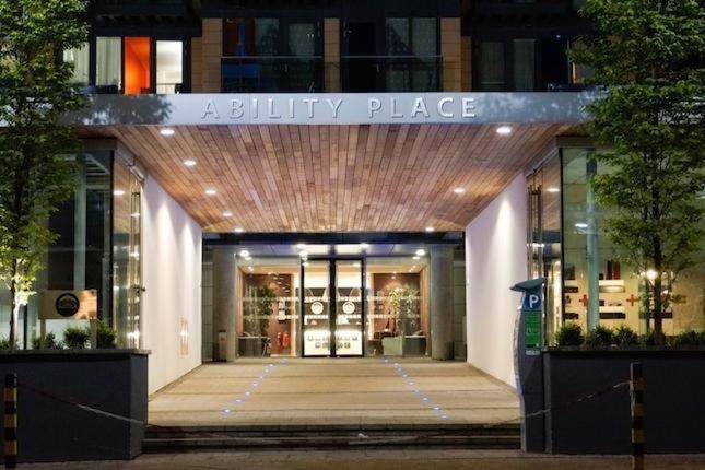 Barn conversion to rent in Millharbour, London