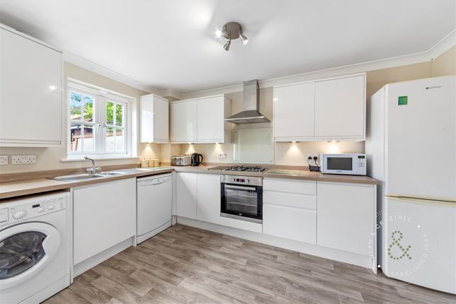 20, Threipland Drive, Cardiff photo 3