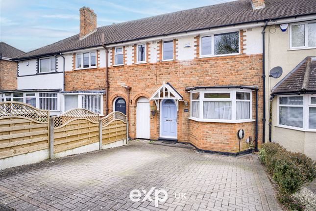 Thumbnail Terraced house for sale in Glencroft Road, Solihull
