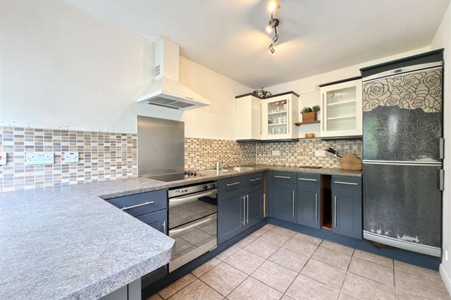 35, Rialton Heights, Newquay photo 4