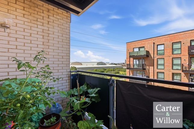 50, Beach House, Sackett Road, Barking photo 2