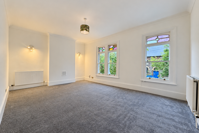 Woodland Terrace, London photo 4