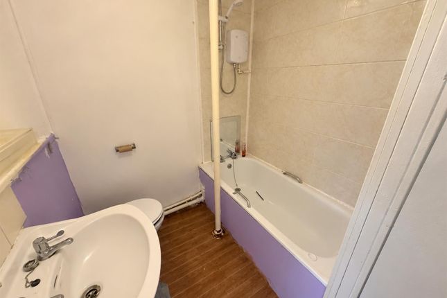 10 Aston House, North Street, Pontefract photo 4