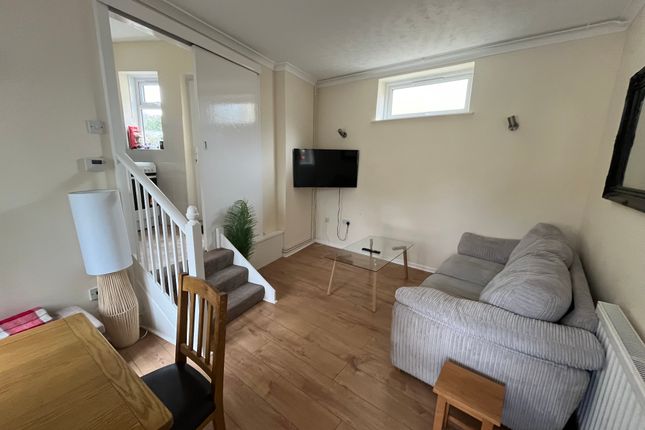 Bungalow to rent in Abbey Road, Watchet