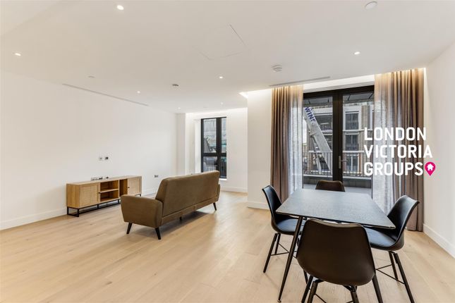 Flat 1, Opus House, 3 Salutation Gardens, London photo 2