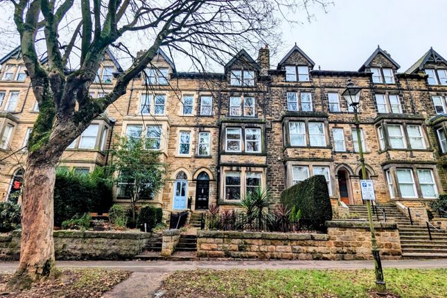Thumbnail Flat to rent in Valley Drive, Harrogate, North Yorkshire