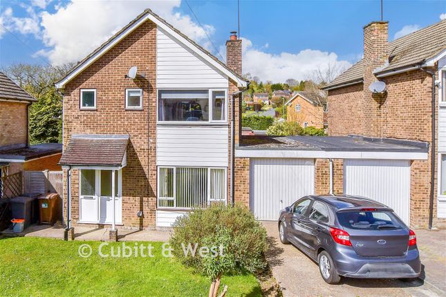 3-bed detached on 24, Combe End, Crowborough, £400,000