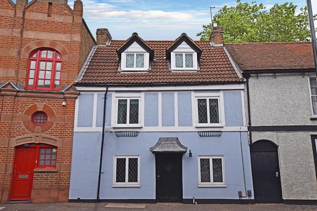 Thumbnail Terraced house to rent in Thames Street, Hampton