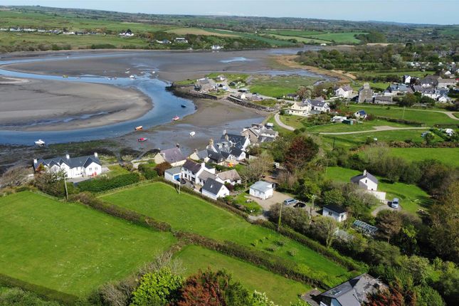 Glandwr,, Feidr Brenin Newport, Pembrokeshire, Sa4