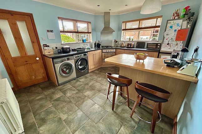 32 Bucklow Drive, Manchester photo 3