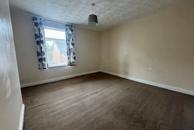 7, May Street, Golborne, Warrington photo 4
