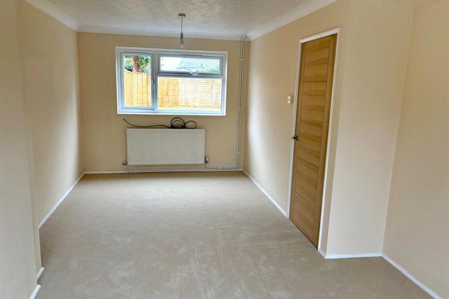 Manning Road, Littlehampton photo 3