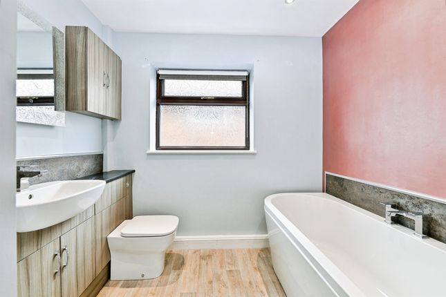 7, Haven Close, Nottingham photo 4