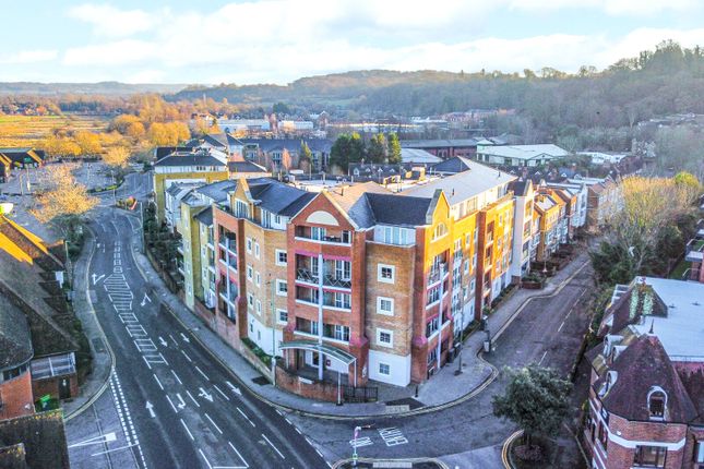 3-bed flat on 64 Edison House,, Flambard Way, Godalming, £765,000