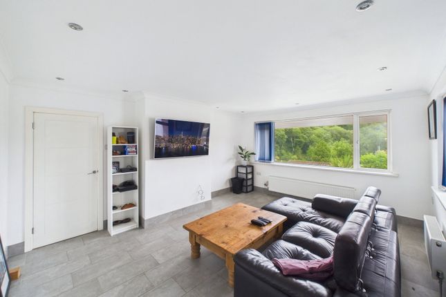 25, Albany Road, Paignton photo 3