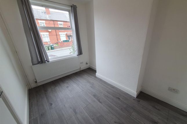 265, Swan Lane, Stoke photo 2