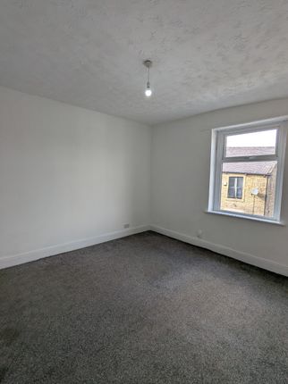 24 Laithe Street, Laithe Street, Burnley, BB11 2LH, Burnley photo 5