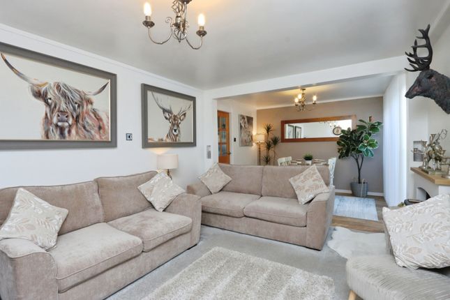 Crossland Place, South Yorkshire photo 2