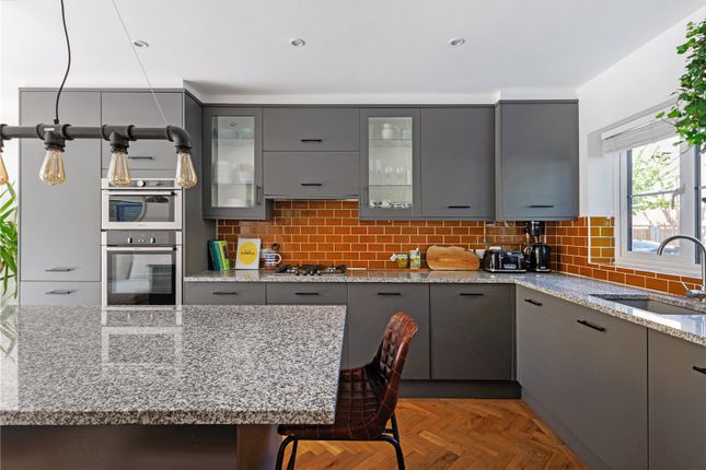 Reception/Kitchen