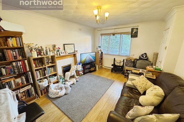22, Archers Green, Wirral photo 2