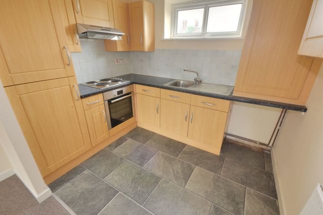 Thumbnail Flat to rent in Aire Street Mews, Knottingley
