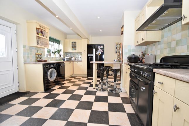 Semi-detached house for sale in Compton Terrace, Wallingford