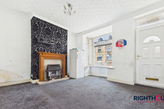 117 Cumberland Road, Bradford photo 2
