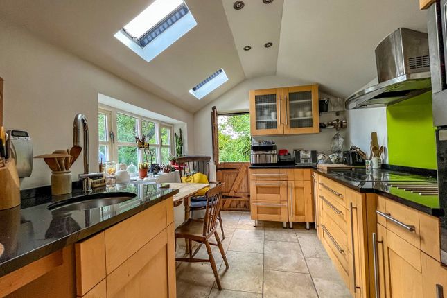 Ivy Cottage, Standard Hill, NINFIELD photo 4