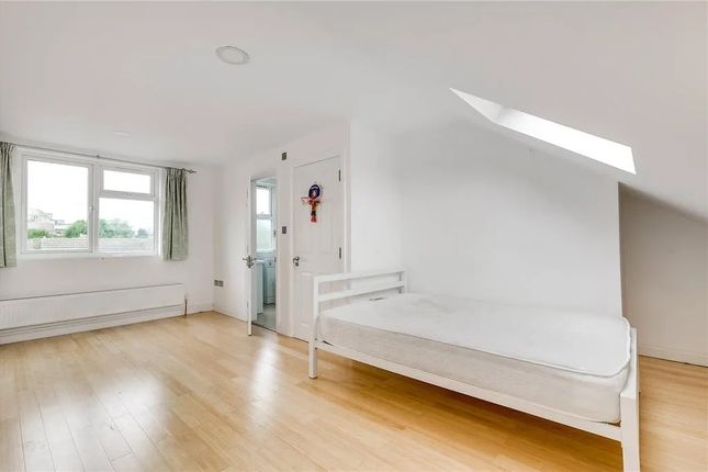 Morden Road, Wimbledon photo 5