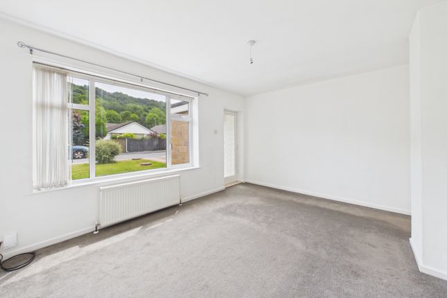 10, Five Trees Avenue, Sheffield photo 3